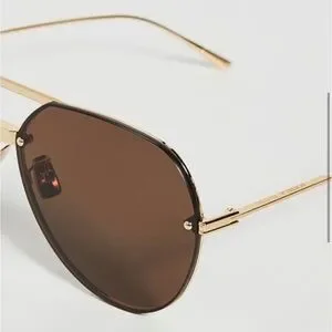 Bottega Veneta Rimless Pilot Aviators Shiny Gold/Brown
Classic Unisex BV1054SA Bottega Veneta | Accessories | Bottega Veneta Rimless Pilot  main image 2